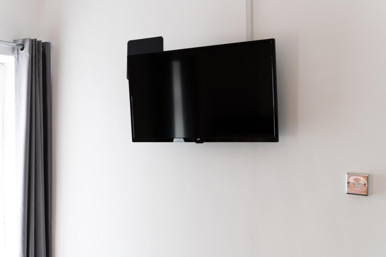City Centre, Parking, Smart Tv'S In All Rooms Swansea Buitenkant foto